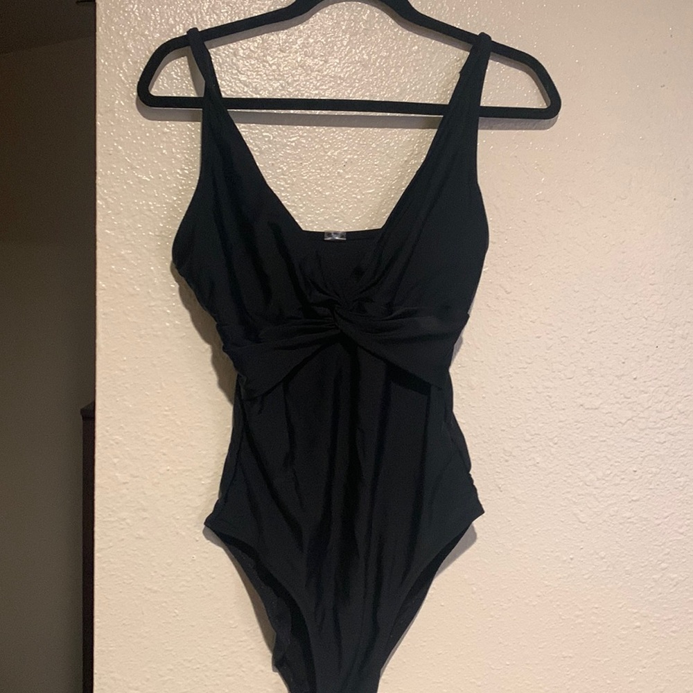 Old navy swim suit